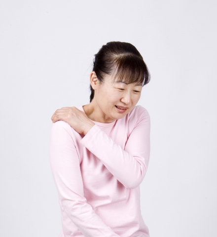 오십견으로 인한 어깨 통증