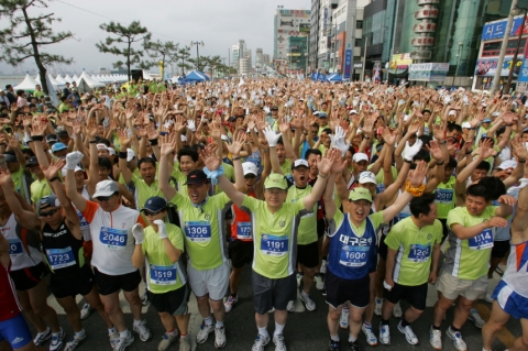 2007년 제7회 통일기원 해변마라톤 참가자들 모습