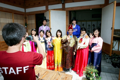 ‘2009 미래를 여는 아시아 청소년 캠프’에 참여한 청소년들