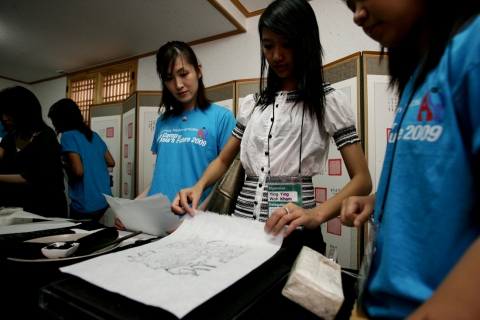 ‘2009 미래를 여는 아시아 청소년 캠프’에 참여한 청소년들