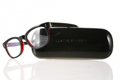 인디고오션이 국내에 런칭한 지오다노 안경(GIORDANO EYEWEAR)