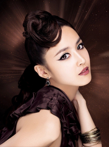 2009년 ‘코리아나 블랙 다이아몬드’ 가을 메이크업