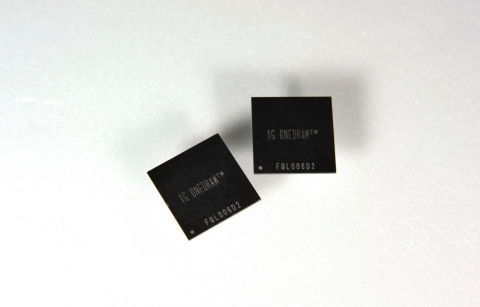 1Gb OneDRAM