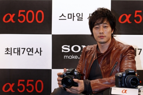소니코리아, ‘make.believe’ 한국 발표 및 알파 신제품 ‘α 550’, ‘α 500’ 출시