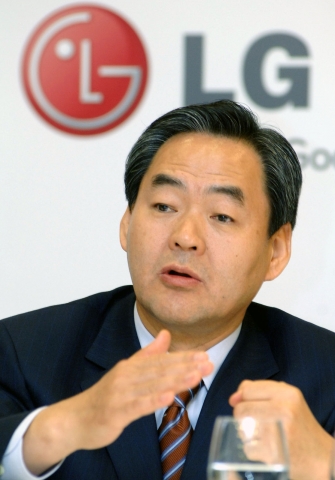 LG전자, ‘디스플레이 세계 1위’ 경쟁 나선다