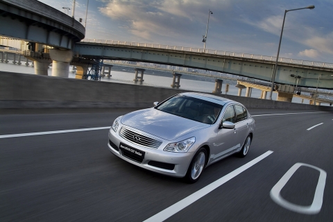 인피니티 G37세단