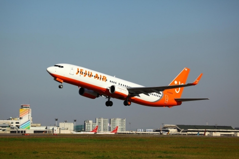 김포•인천~오사카 노선에 운항하는 제주항공의 B737-800 항공기