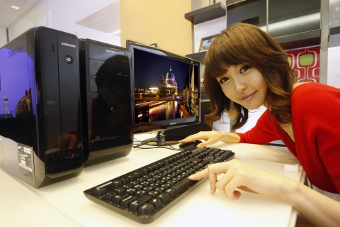 삼성전자가 마이크로소프트의 차세대 컴퓨터 운영체제 &#039;윈도우7&#039;을 탑재한 2010년형 매직스테이션 신제품 라인업을 전격 출시했다.