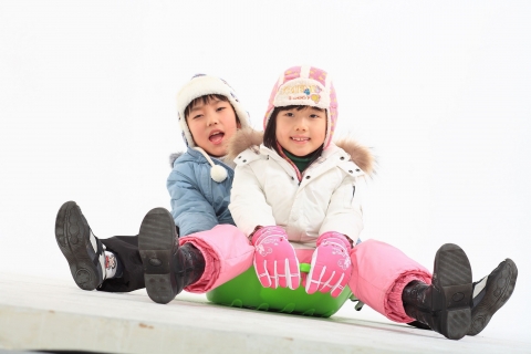 쑥쑥닷컴, 삼천지교, 줄탁닷컴 등 학부모들의 영어 커뮤니티에는 벌써부터 방학기간 자녀의 영어공부 계획에 대한 글이 올라오고 있다