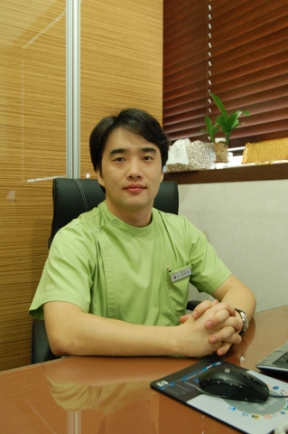 엘원클리닉, 2009년 연말결산 스포츠조선 m&b 대한민국소비자선정 브랜드 대상 의료기관부문 수상