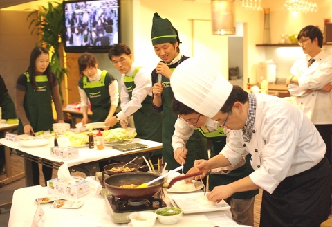 풀무원, 사내 기업문화팀 ‘씨(C)큐빅’ 창단하여 ‘일할 맛 나는 일터’ 만들기 열중