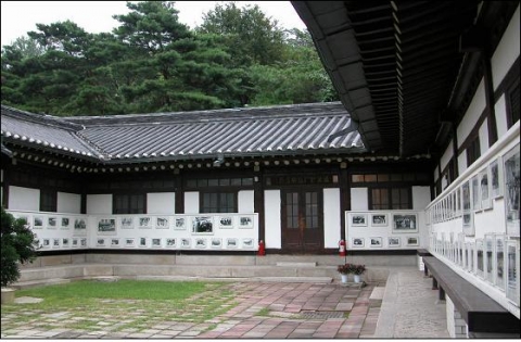 이화장 본채