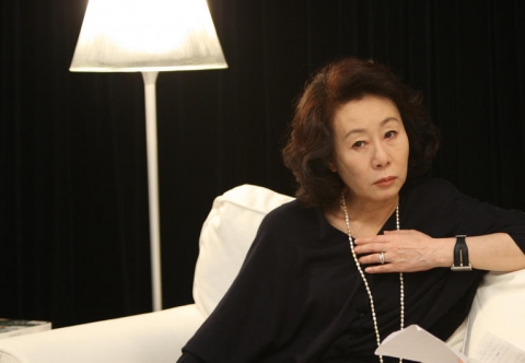 ‘하녀’ 윤여정 전격 캐스팅