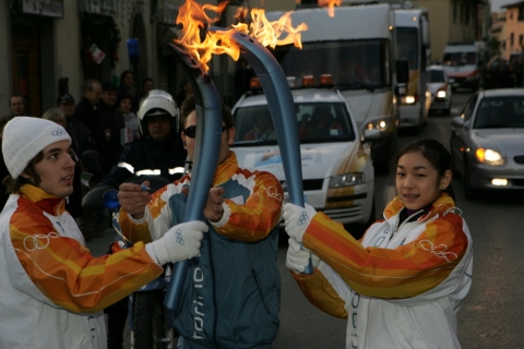 지난 2006년 토리노 동계올림픽 당시 '피겨 꿈나무'로서 삼성전자의 추천을 받아 삼성 성화봉송주자로 활약한 김연아 선수