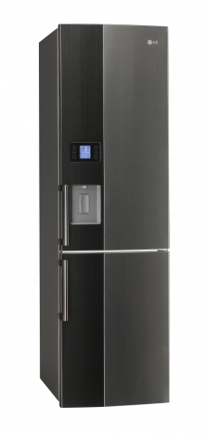New Bottom Freezer Featuring Linear Compressor Technology Raises Standard For European Kitchens