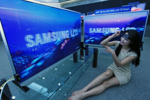 Samsung Electronics First to Begin Mass Producing 3D TV Panels