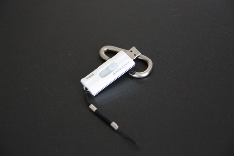 “철통보안 USB 나왔다”…신명디지탈, 국내최초 H/W 방식 보안USB 메모리 출시