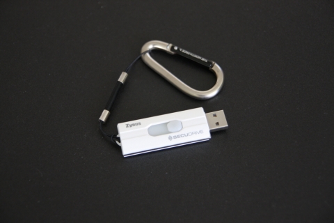 “철통보안 USB 나왔다”…신명디지탈, 국내최초 H/W 방식 보안USB 메모리 출시