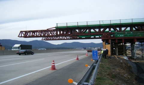 가설트러스압출