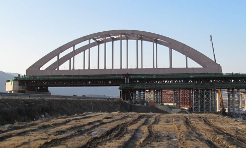 아치교 압출전경