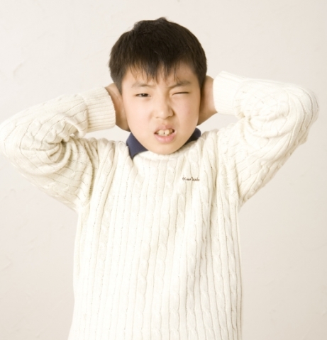 “돌아온 환절기…코막힘과 재채기로 잠 못드는 아이들”