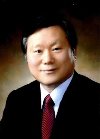채정룡교수, 군산대학교 제 6대 총장 임명장 수여받아