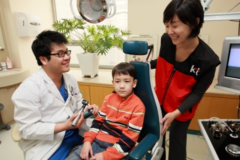 KT, 뇌간이식술 지원으로 소리찾기 사업 확대