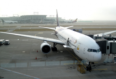 반정부시위로 여행객이 급감한 태국 수와나푸미국제공항