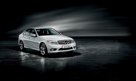 메르세데스-벤츠 The new C 250 AMG 스포츠 패키지