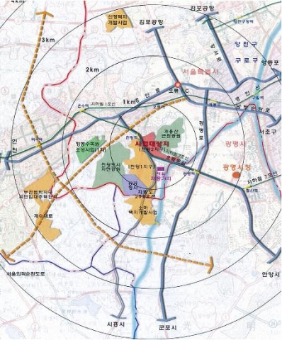 구로구 천왕동 12번지 일대의 개발제한구역(G.B)해제 지역으로 북측으로는 개웅산 근린공원, 동측은 목감천과 광명시가 있으며, 서측은 7호선 천왕역, 남측으로 30M폭으로 오류동길