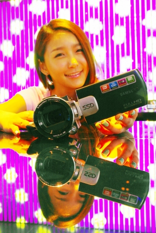삼성전자, Full HD 캠코더 HMX-S16 출시
