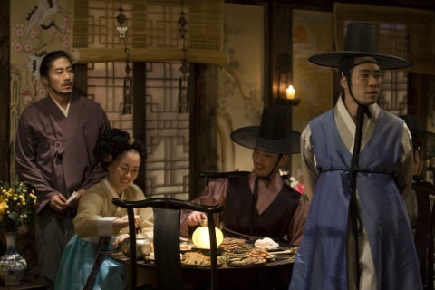 ‘방자전’ 첫 사극 도전한 김주혁&류승범, 남자의 질투 담아낸 미공개 스틸 전격 공개