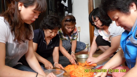 대구북구시니어클럽, 제2회 ‘받은 하나의 사랑, 둘이되어 나누는 사랑’ 사랑의 김치 전달