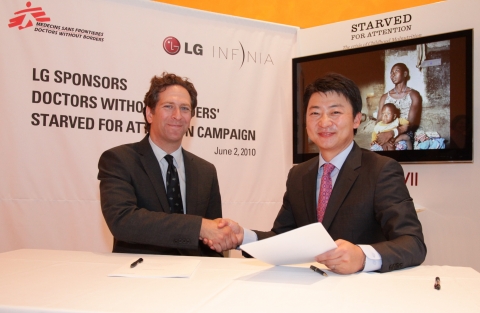 Dr. Matthew Spitzer, President of Médecins Sans Frontières (MSF) in the United States and Mr. Kwan-s