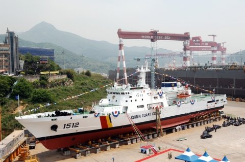 STX조선해양은 4일 진해조선소에서 해양경찰청이 발주한 1,500톤급 고속경비함 ‘제민 12호’의 진수식을 개최했다.