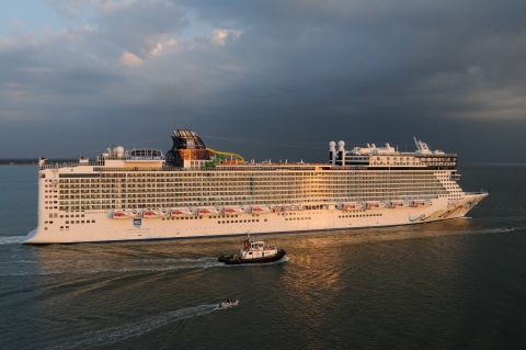 STX유럽이 지난 17일(현지 시각) 프랑스 생나제르(Saint-Nazaire)조선소에서 노르웨이안 에픽(Norwegian Epic)호를 인도했다. 에픽호는 세계적인 크루즈선사 N