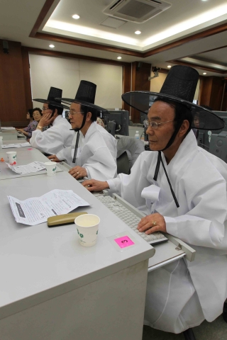 동명대학교에서의 어르신 인터넷과거4