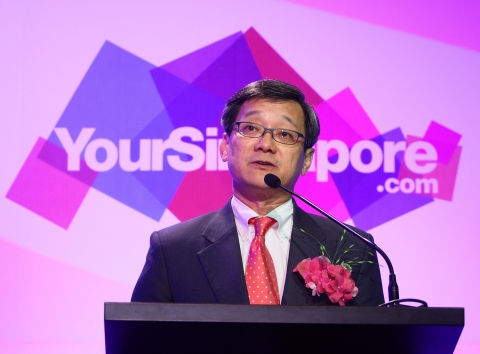 주한 싱가포르 대사 츄아 타이 켱 (CHUA Thai Keong)이 ‘YourSingapore’ 론칭을 축하하는 연설을 하고 있다.