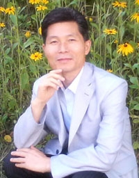 수필가 김영일