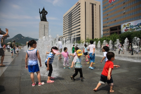 첫돌 맞은 광화문광장, 국가대표 광장으로 자리매김 중