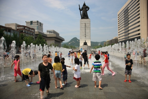 첫돌 맞은 광화문광장, 국가대표 광장으로 자리매김 중