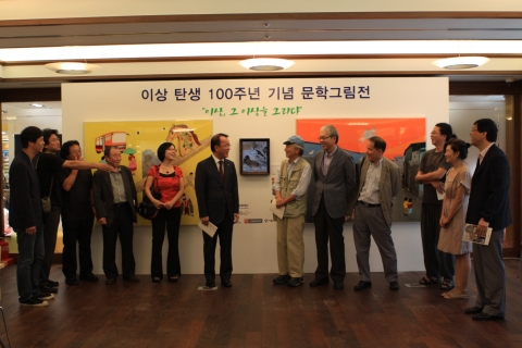 교보문고 광화문점에는 ‘갤러리’가 있다