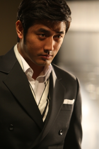 ‘무적자’ 여심을 사로잡는 4인 4색 스타일 전격 분석