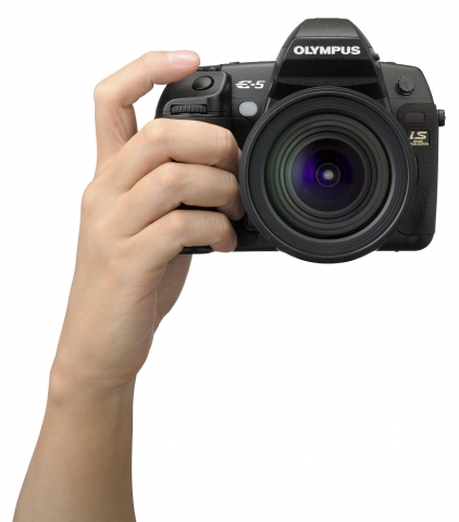 올림푸스, 새로운 플래그십 DSLR ‘E-5’ 선보여