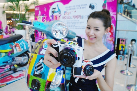 삼성카메라 NX10, 팝아트와 만나다