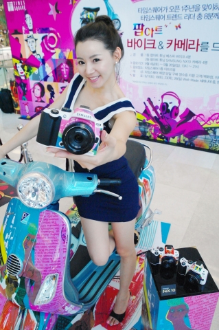 삼성카메라 NX10, 팝아트와 만나다