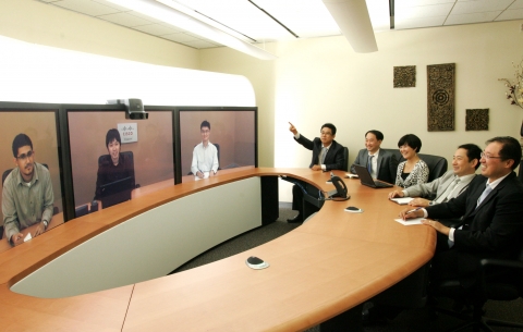 LG U+, 프리미엄 실물 영상회의 서비스 출시