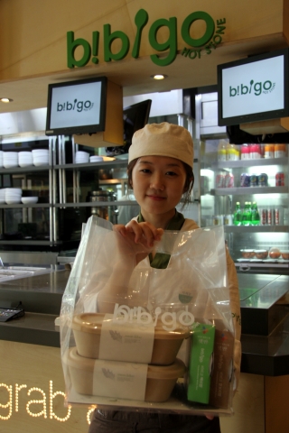 비빔밥도 테이크아웃?…비비고 인기 몰이
