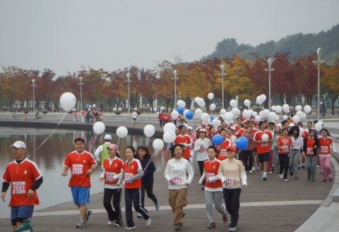 외국어 교육 전문기업 이퍼블릭, 전 직원 마라톤 참가