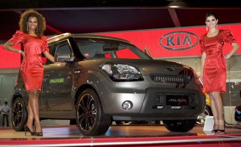 Kia introduces new Soul Flex at Brazilian Motor Show